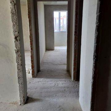 Продаж 2 кім, яку можна перепланувати в 3 кімнатну