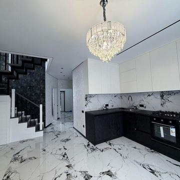 Дуплекс з ремонтом! Велика ділянка, поруч ВСЕ! Метро,Епіцентр,транспрт