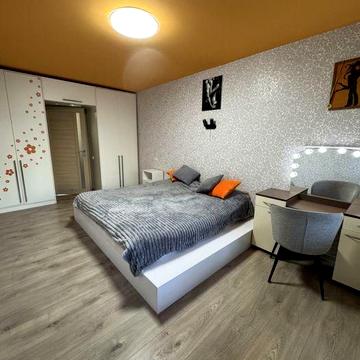 Продам 4к квартиру, Левый берег р-н Березинки , ул.Донецкое шоссе.