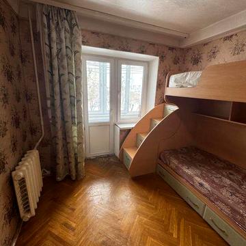 Продам 3х кімнатну квартиру Рогозівська 3а ДВРЗ