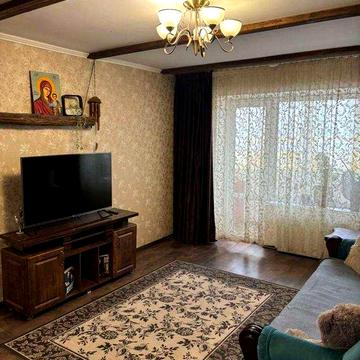 3-кімнатна квартира по вул. Шкрумеляка (власник)