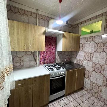 Продаж 2-кімнатної, Ніва, житловий стан, 4 поверх. Євідновлення