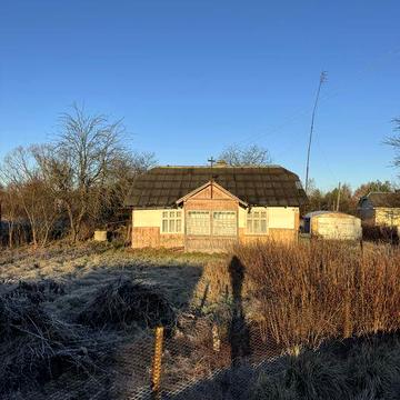 Будинок у Брошнів-Осаді на ділянці 30 сот