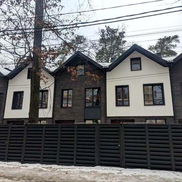 Продам Таун-хаус Київська обл. центр Ірпінь Газ.Єоселя Євідновлення