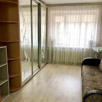 Оренда 2-кімнатної квартири від власника, світло і гаряча вода є завжд