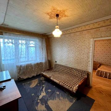 Продаж  2 к. квартири  цегл. будинок Лісовий масив, вул. Мілютенка 28а