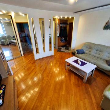 Продам 4к.кв. Пр. Романа Шухевича, 30