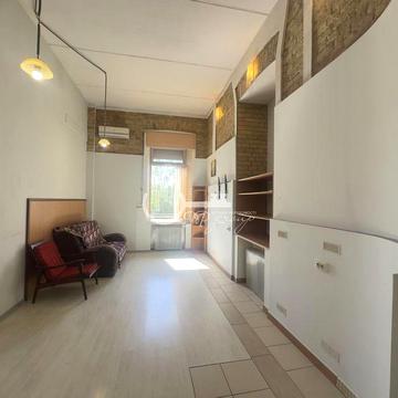 Продам 2к=90m2 Михайлівський пров 9Б Центр Майдан Незалежності