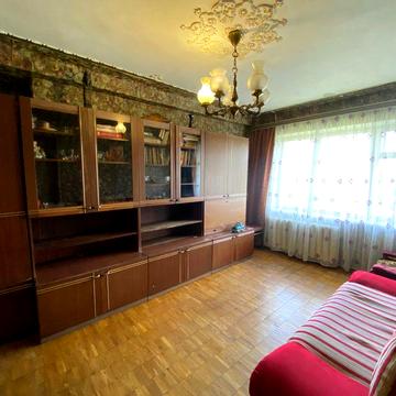 Продаж  3 к.  квартири  Дарницька площа,  Харківське шосе 4/1