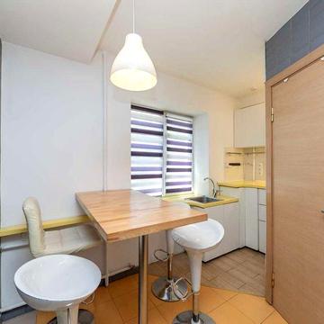 Продаж 3к квартири. Білоруська 17А. м. Лук"янівська. Без комісії