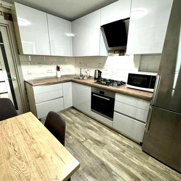 Аренда уютной 3к с ремонтом р-н Дафи (пр. Гагарина, бул. Звездный)