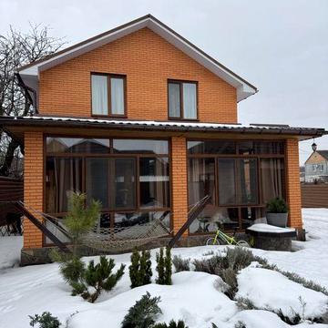 Оренда будинок з терасою , гараж на ділянці