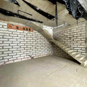 Продам Двухэтажный таунхаус в коттеджном городке с парком