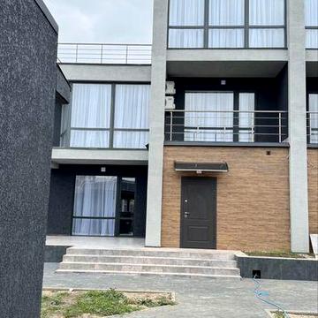 Оренда дому з інвертором біля Одеси