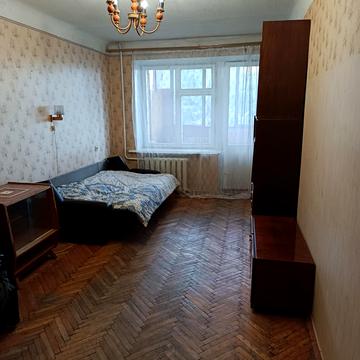 Сергія Берегового вул. (Мартиросяна), 6