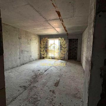 продам 1 к квартира вул Вижній Вал