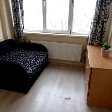 Сдам 1-комнатную квартиру на Боровского/ " Микрон"