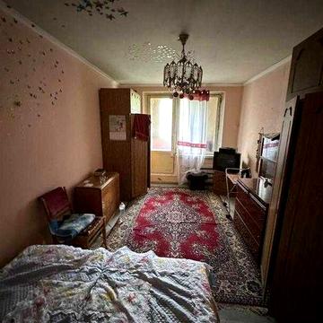 Продам 1комнатную квартиру на Роганском жилмассиве