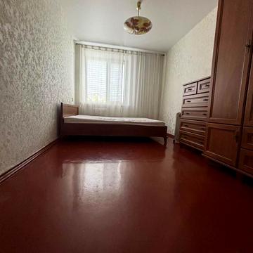 Олександра Поля просп. (Кірова), 129-Б