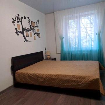 Оренда двокімнатної квартири , , вул. Гладкова, 18