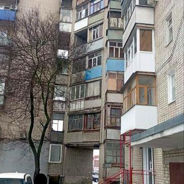 Продам 2 комнатную квартиру в цетре горда