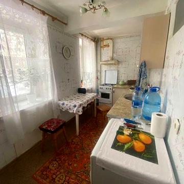 Аэрокосмический 56. Кирпичный дом. Метро Гагарина. Левада