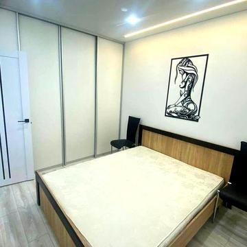 Оренда НОВОЇ 1-кімнатної квартири, поруч центр