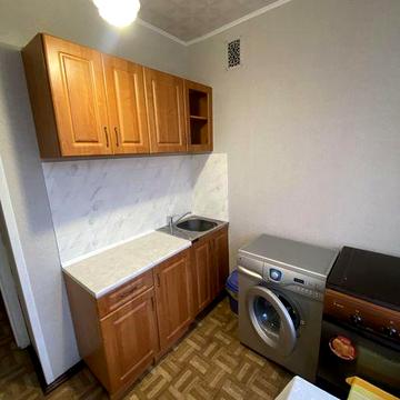 Продам 3 к кв метро Героев труда
