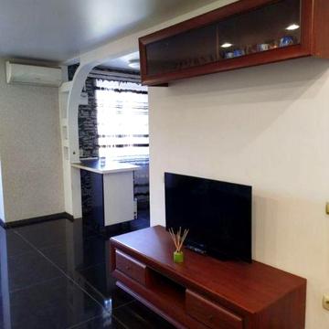 Сдам 1 к комн комнатную кв-ру 9500 Правый берег