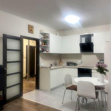 Вперше  !!!Продам 2-к.кв  ЖК Міністерський з якісним ремонтом ,меблями ЖК Міністерський