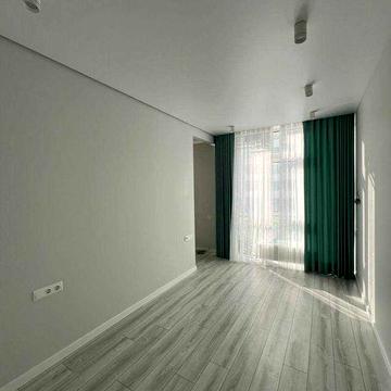 Продам 3 кімнатну квартиру у Київскому районі ЖК Таїровські сади ЖК Таировские Сады