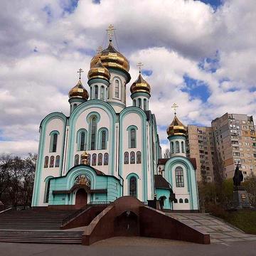 GA S4 Продам 2 ком кв 9/9 Салтовка Тракторостроителей 103 под ремонт!