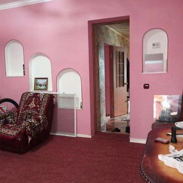 Оренда частини будинку на Геровці КОД 8762