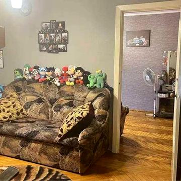 У продажу двох кімнатна квартира, загальною площею 42м2 Q