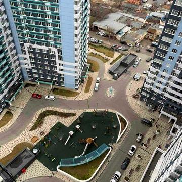 Продам. 1- комнатную квартиру в Скай Сити ( Черёмушки)