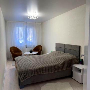 Аренда ТРЕХКОМНАТНОЙ квартиры на 6 ст Фонтана , БЕЗ ВЫСЕЛЕНИЯ НА ЛЕТО