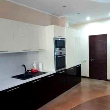 Продаю 3-к 109 м2 метро Защитников Украины, ЖК Московский ЖК Искринский