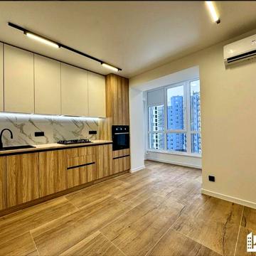 Продаж 1 квартири у центрі міста ЖК Княгинин