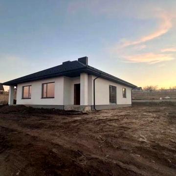 Двоян неподалік міста