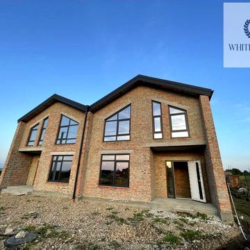 Продаж дуплекса в Березовиці