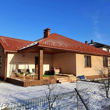 Вишнева вул.