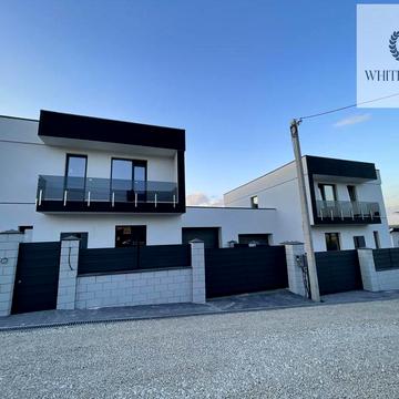 Продаж дуплексу в елітному с.Байків