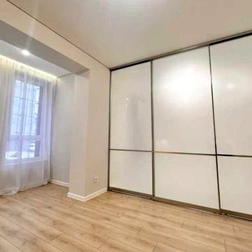 ;) Продам 1к простору квартиру з сучасним ремонтом ЖК Квітковий