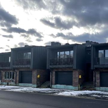 ТЕРМІНОВО! Готовий таунхаус з гаражем - міські комунікації