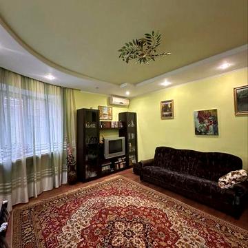 Реальная 2-ка в Центре, Ярослава Мудрого