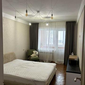 Здається 2-на квартира на бульварі Незалежності!