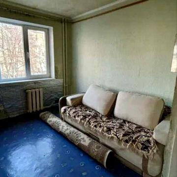 Продам 1 комн квартиру 2 этаж из 5 ти рынок ХТЗ жилое, под ремонт OA