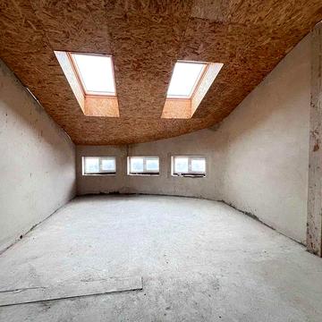 Квартира з виглядом на річку по шок ціні в новобудові 131 м2