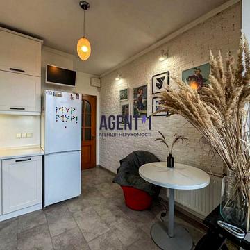 Софіївський пров., 14