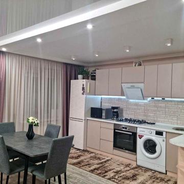 Продам 3-и кімнатну квартиру з євроремонтом на 5-му мікрорайоні